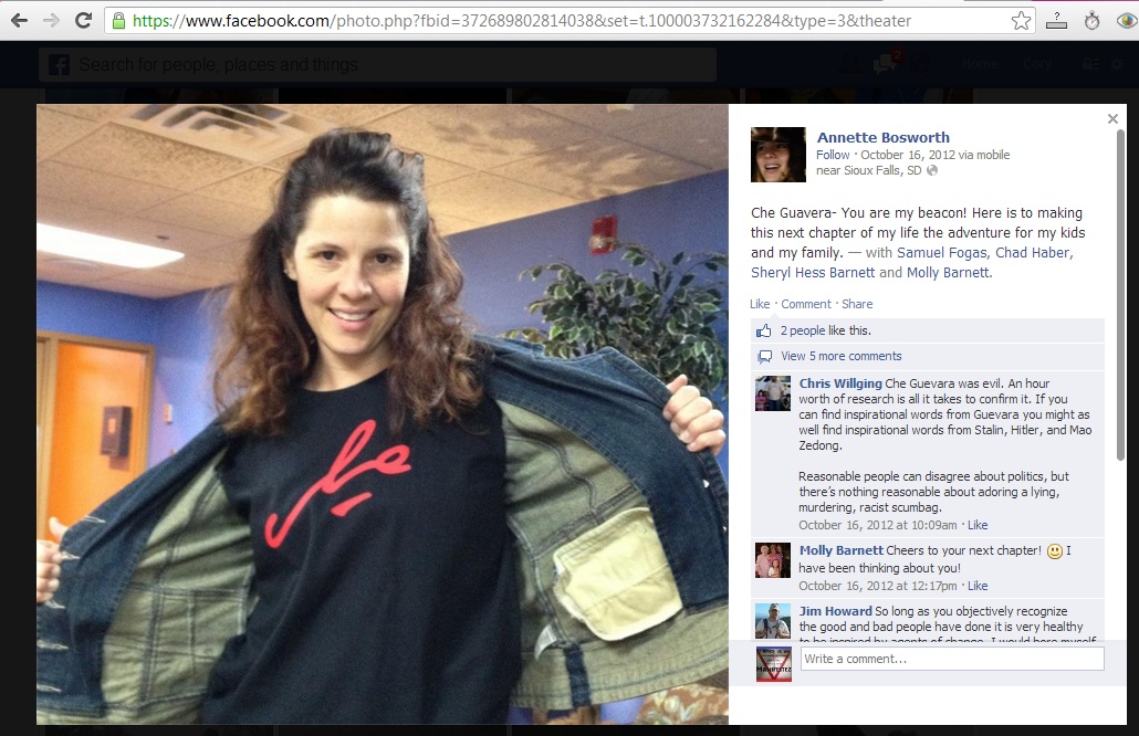 Dr. Annette Bosworth flaunts her Che Guevara t-shirt, Facebook, October 16, 2012.
