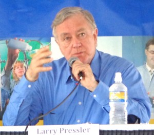 Larry Pressler (I)